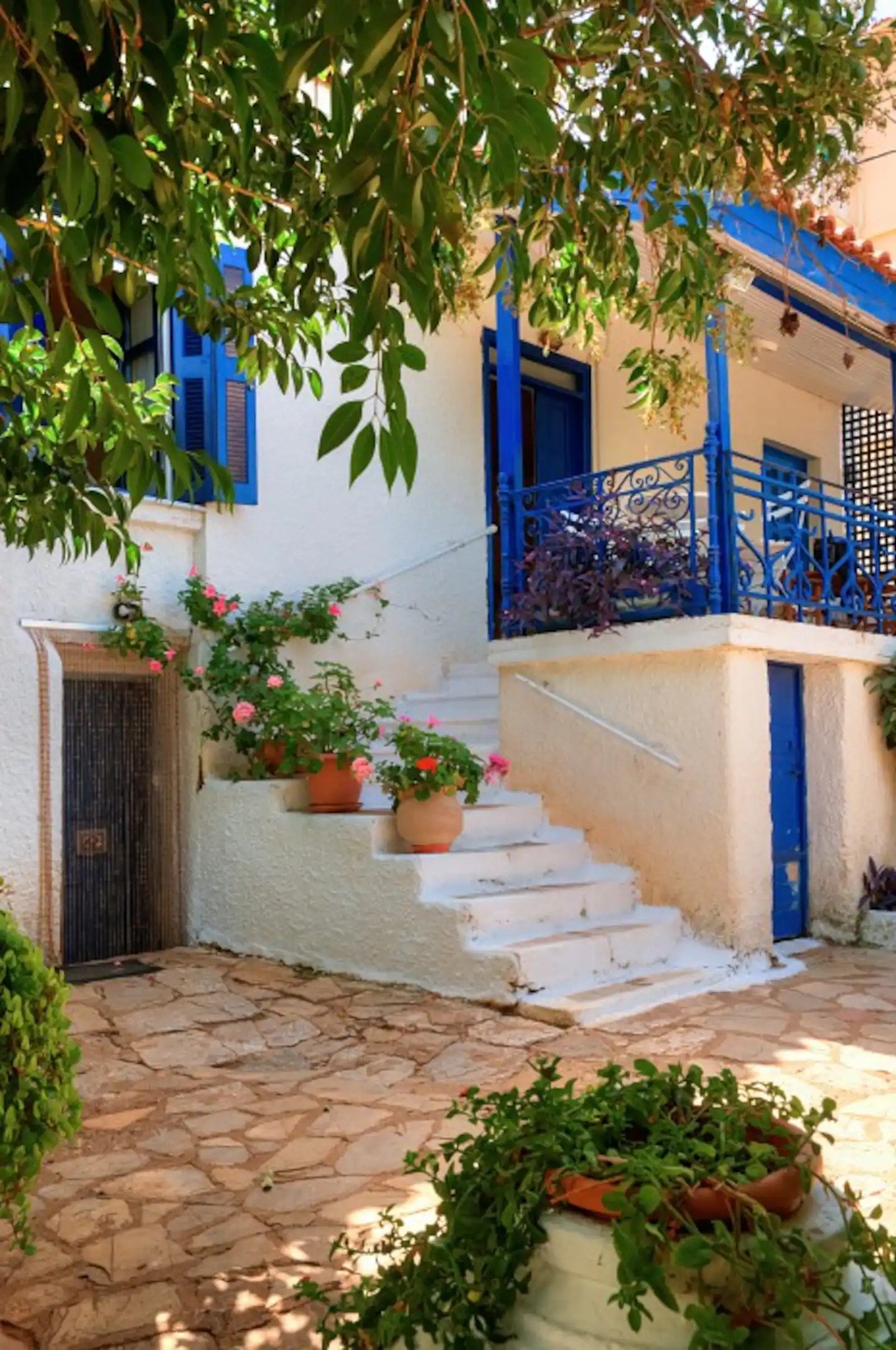 7 υπέροχα Αirbnb για το τριήμερο του Αγίου Πνεύματος