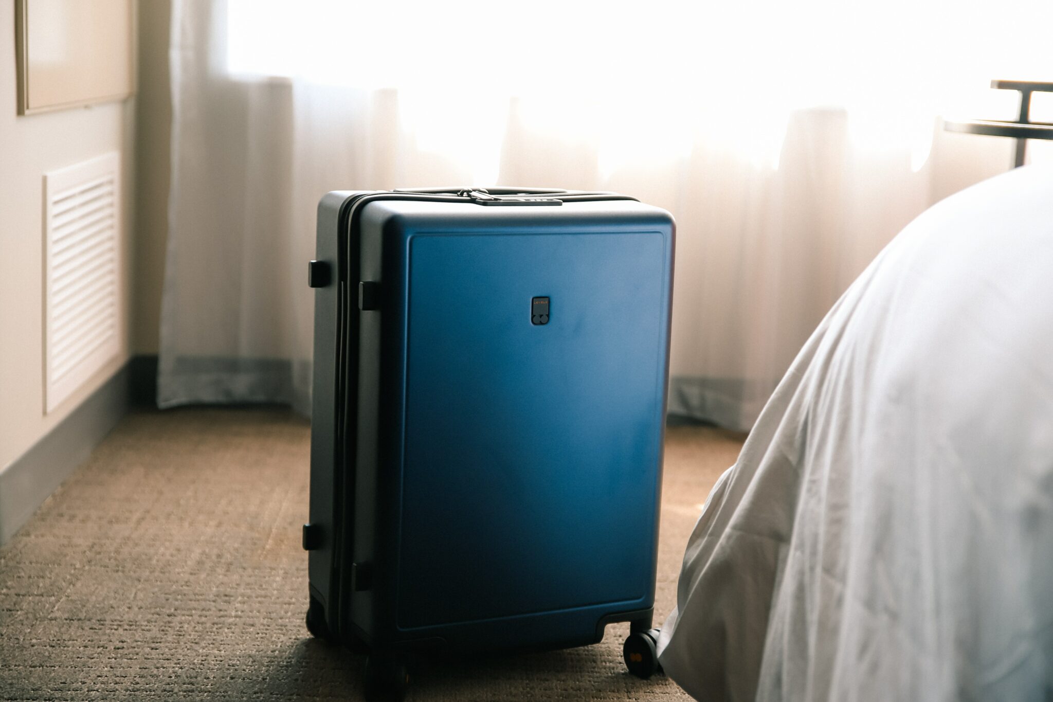 Πρακτικές συμβουλές για έξυπνο πακετάρισμα: 10 τρικ για να εξοικονομήσετε χώρο στη βαλίτσα σας για το επόμενο ταξίδι σας"
