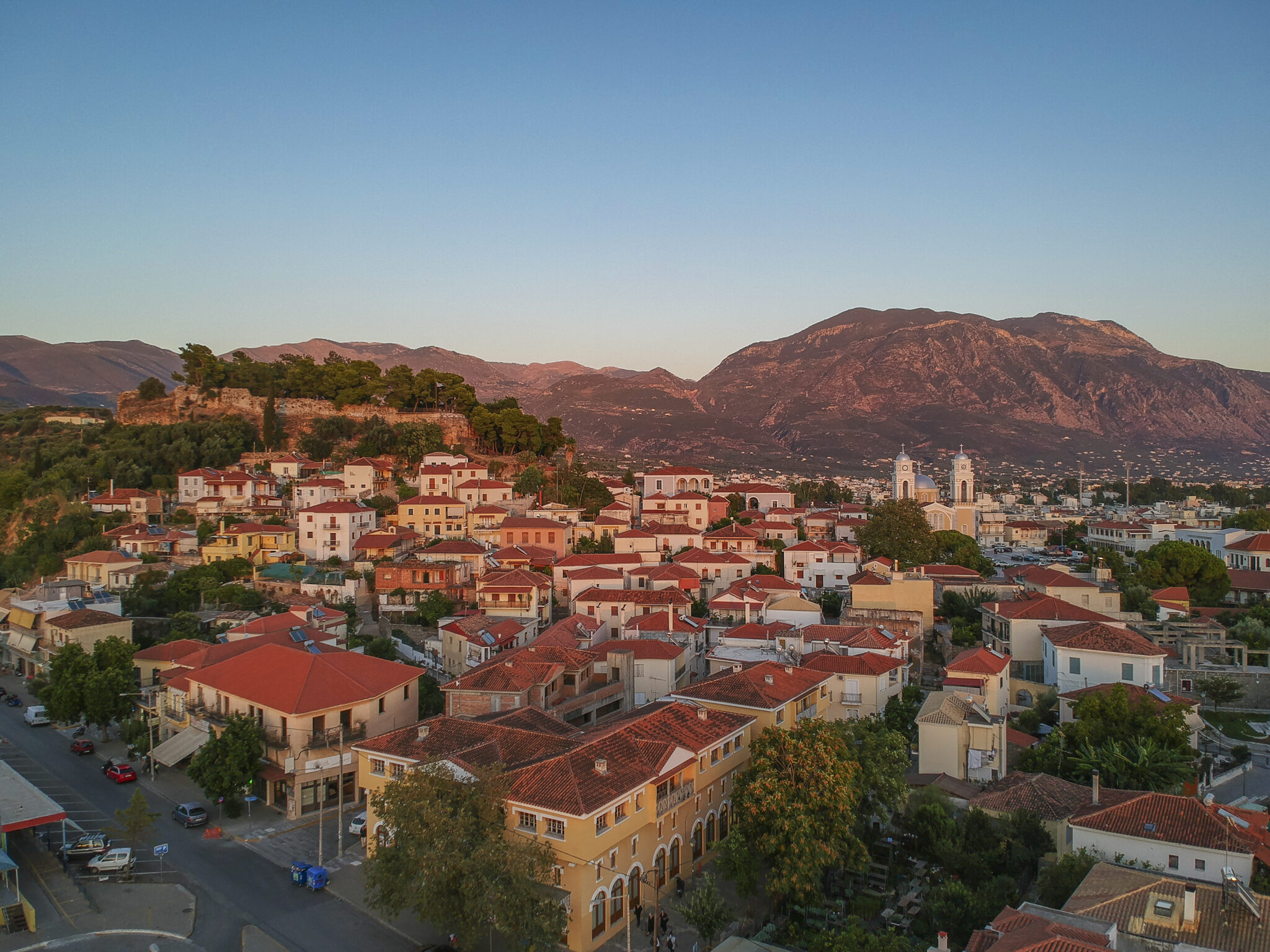 Τέσσερις εξαιρετικές ευκαιρίες επένδυσης σε τέσσερις όμορφες πόλεις της Ελλάδας
