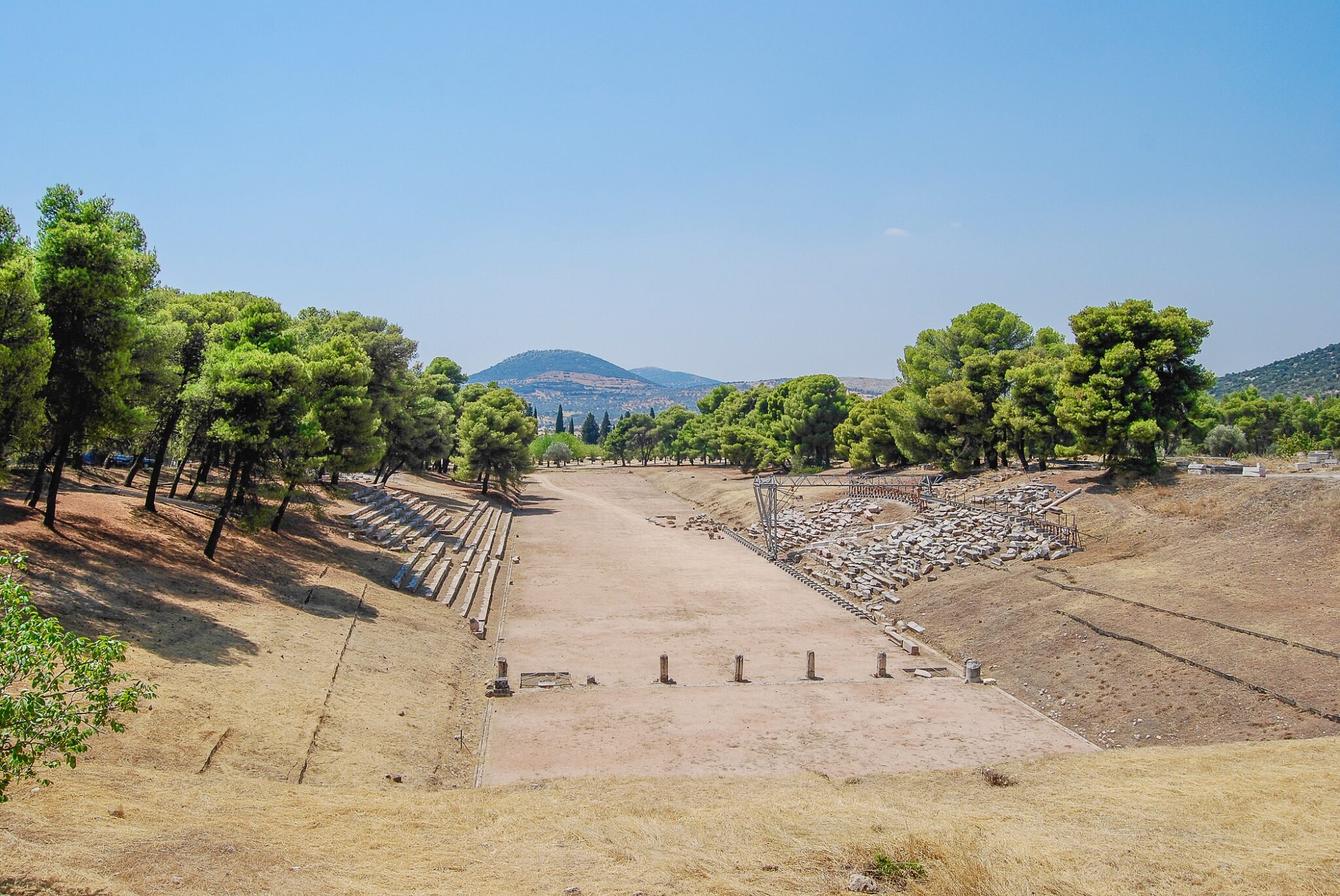 Ταξιδεύοντας απόλαυση στην μαγευτική αρχαία Ολυμπία με τέσσερις τροχούς
